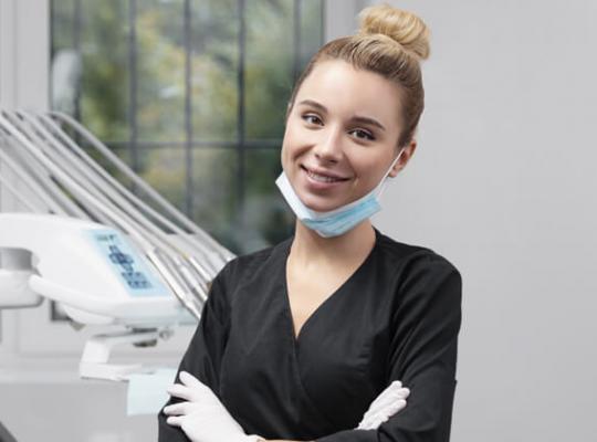 Oral Outlook: Navigating the Q1 Dental Industry Landscape